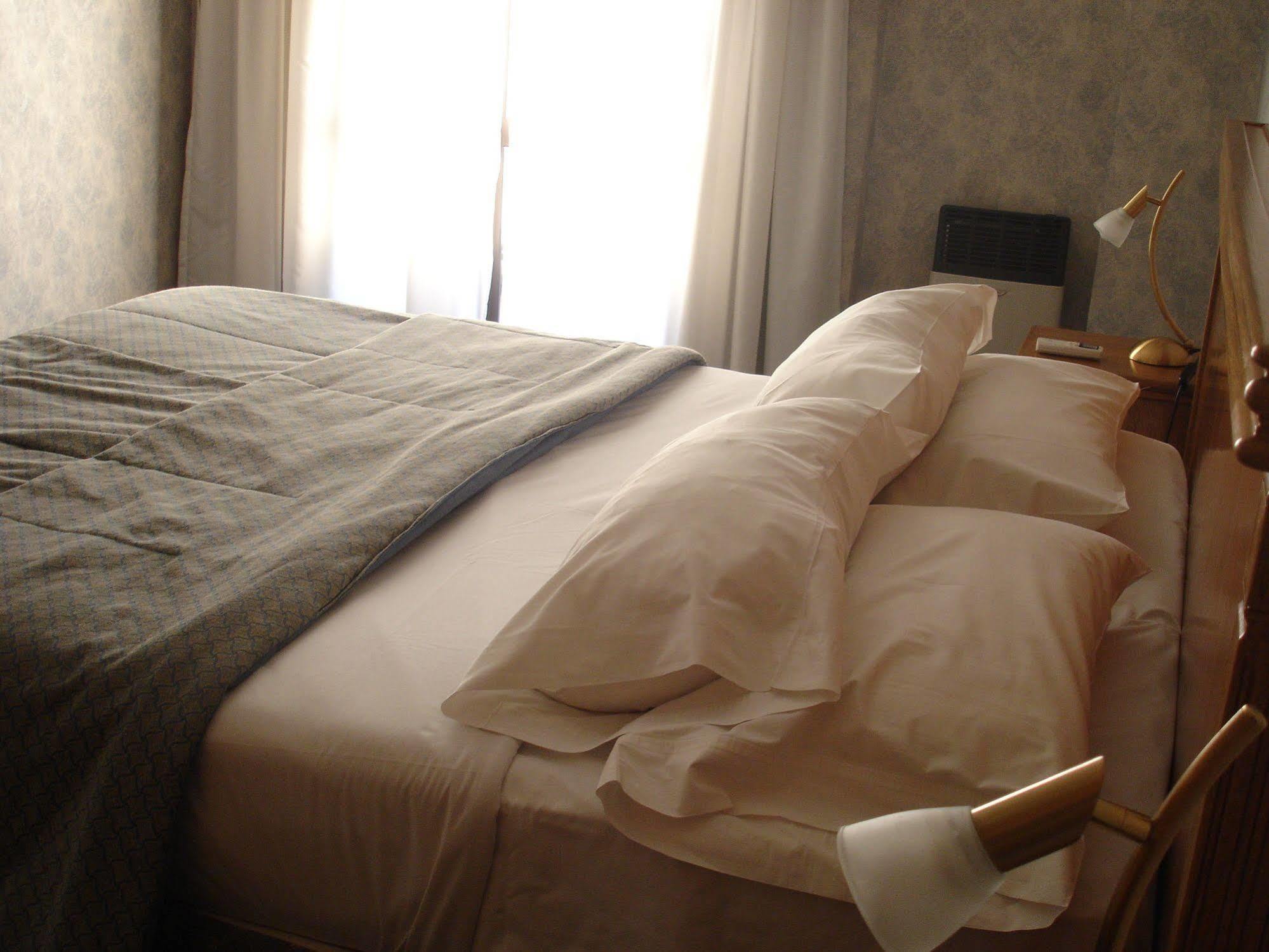Altezza Apart Suites Mendoza Eksteriør bilde