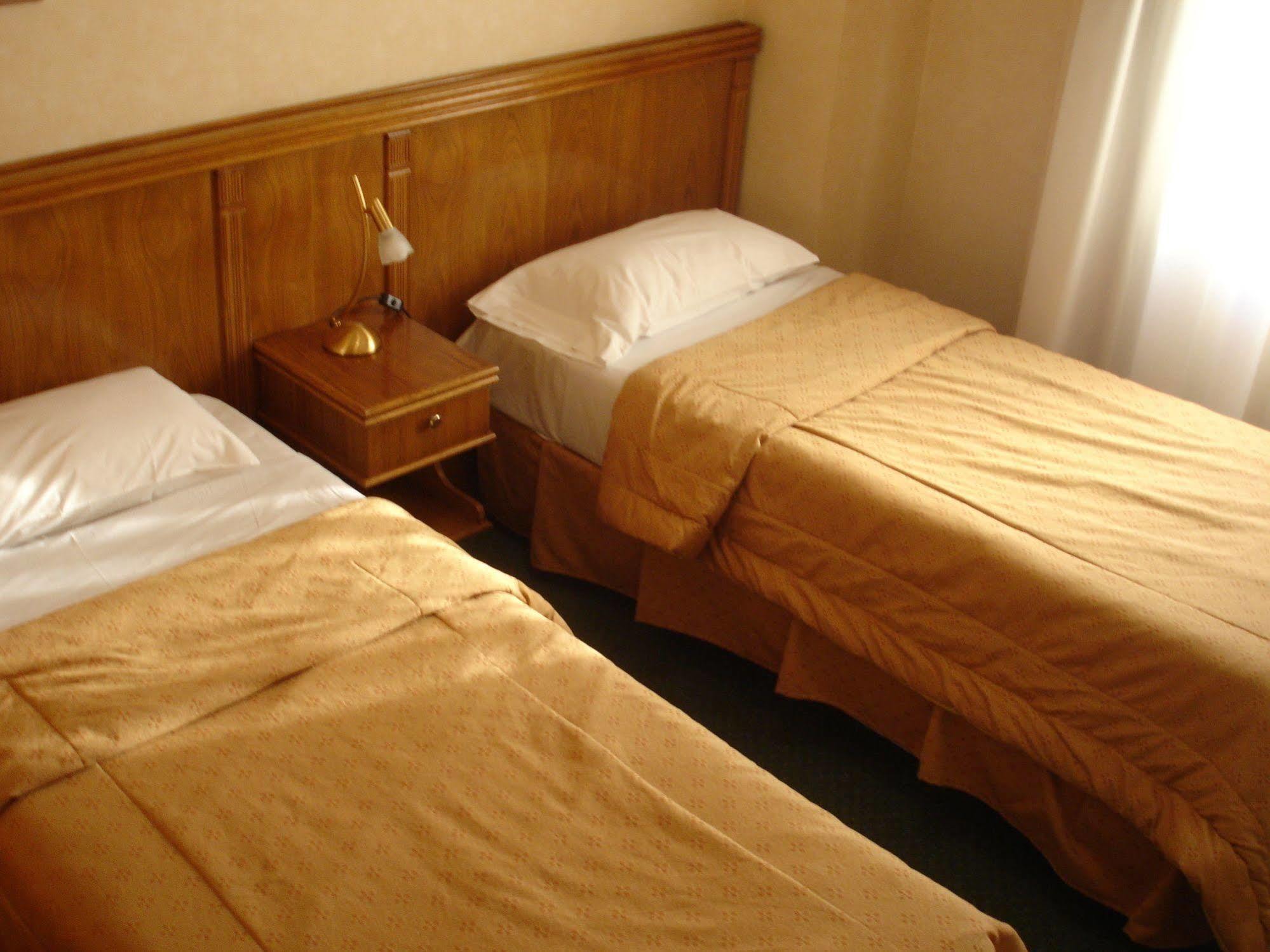 Altezza Apart Suites Mendoza Eksteriør bilde