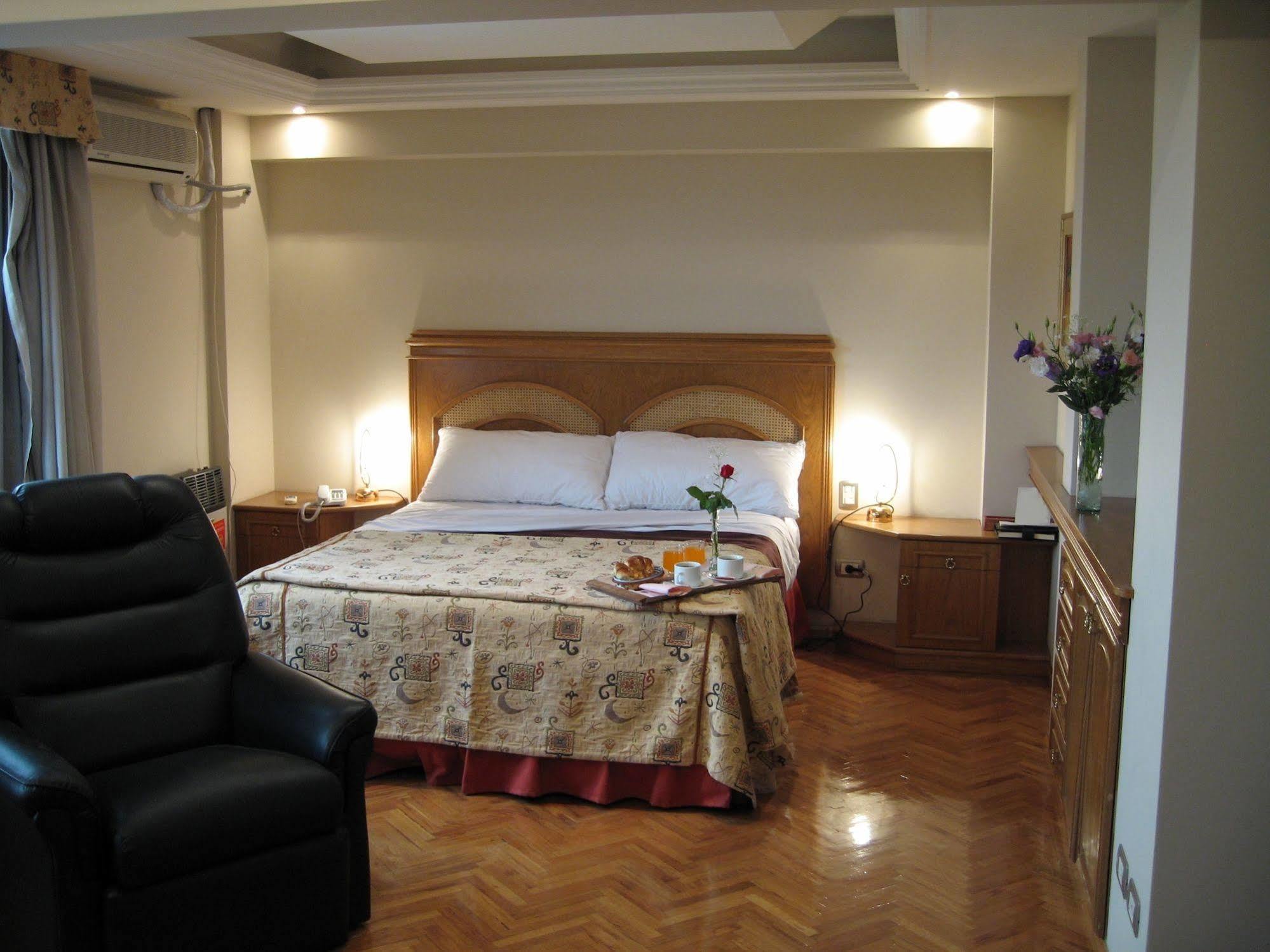 Altezza Apart Suites Mendoza Eksteriør bilde